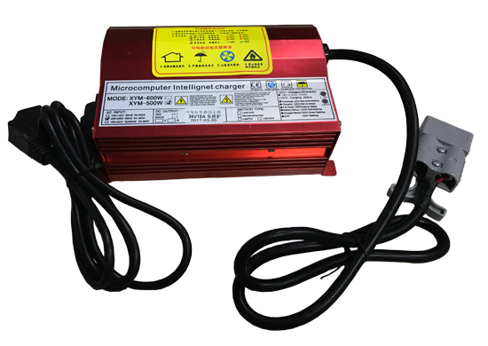 LQ-BQ004-36V15A免维护电池充电器